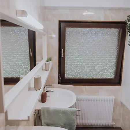 Gruppen-bungalow * Stuttgart